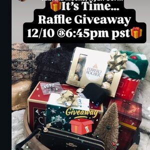 Bougie Burr Basket Giveaway-Week 4 
Tonight 12/10 6:45 pst @9:45 est